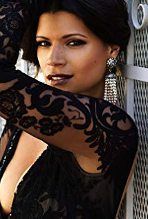 Andrea Navedo